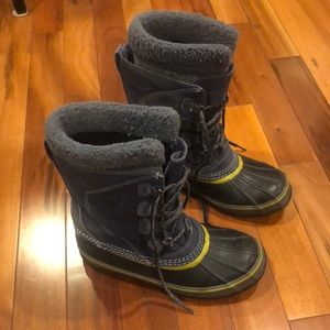 LL Bean Kids Insulated Snow Boots. Kids Size 6.
